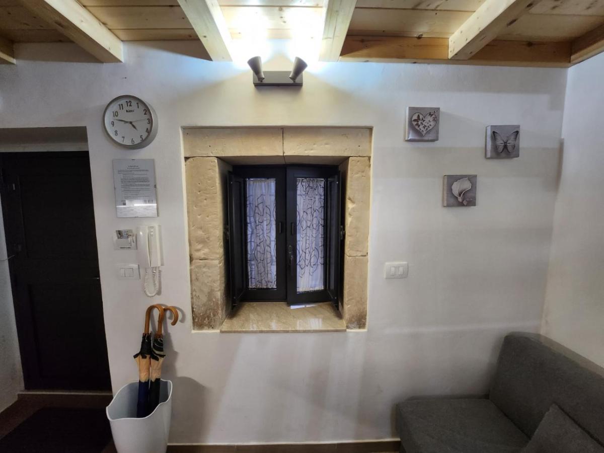 Il Cortile Della Patrona Apartment Syracuse Exterior photo